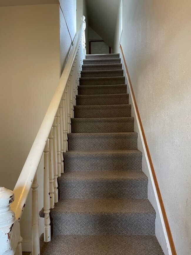 Building Photo - M1614 #1-3