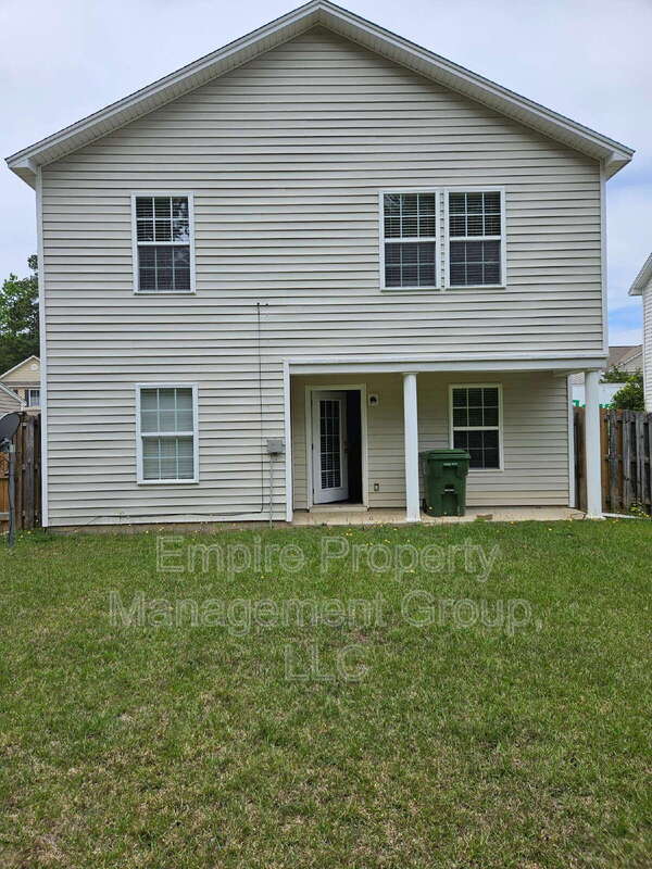 Building Photo - 216 Sunday Silence Ln