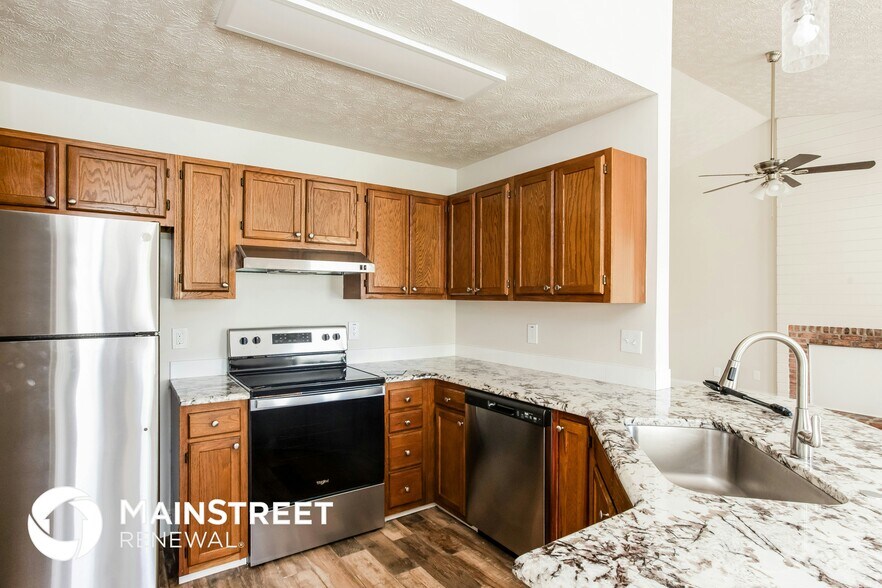 Building Photo - 2313 Tori Rd