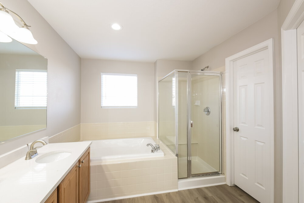 Building Photo - 12812 Newport Way
