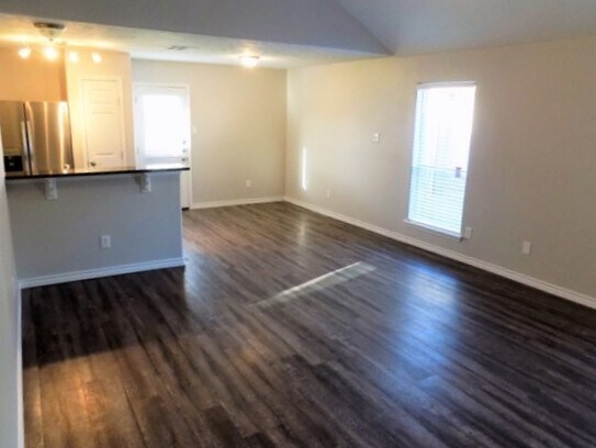 Building Photo - 12411 Greensbrook Forest Dr