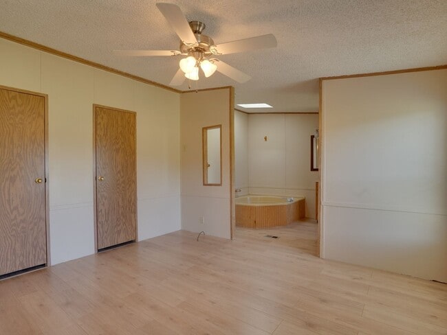 Building Photo - 3 Bedroom Single Family Home in Lady Lake