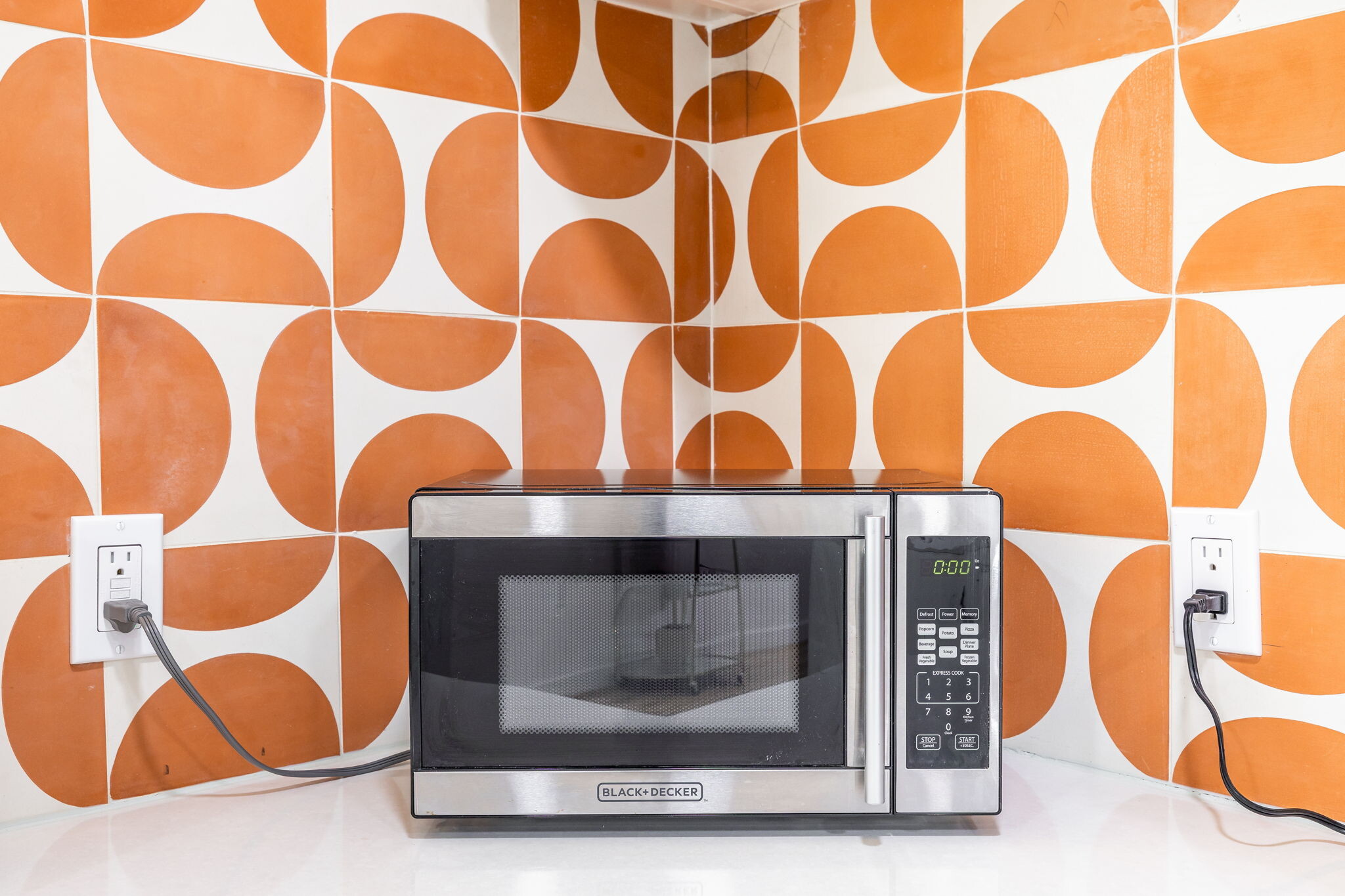 Building Photo - 321 N Gertruda Ave