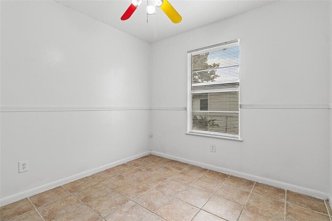 Building Photo - 9104 Glenn Ln