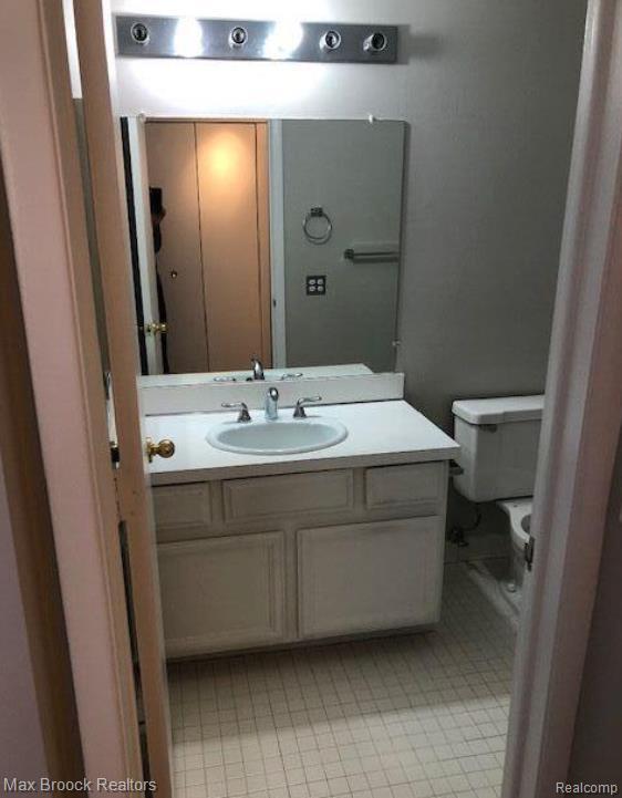 Building Photo - 16255 W Nine Mile Rd