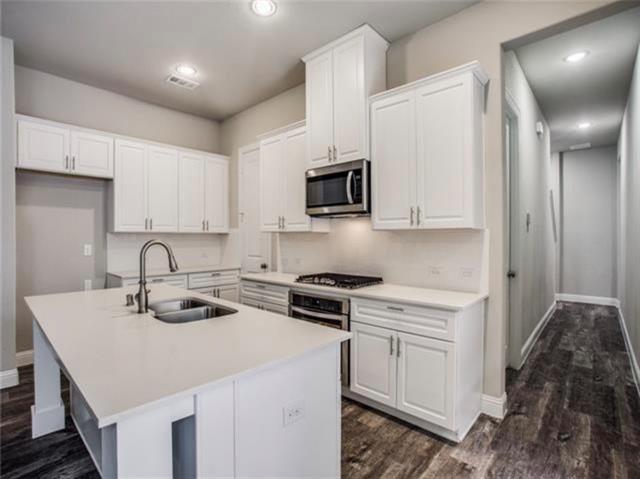Building Photo - 4545 El Paso Dr