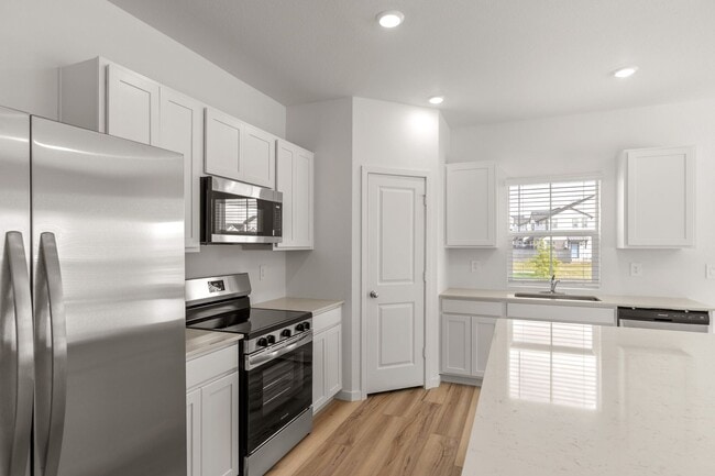 Building Photo - 6155 Drum Pl