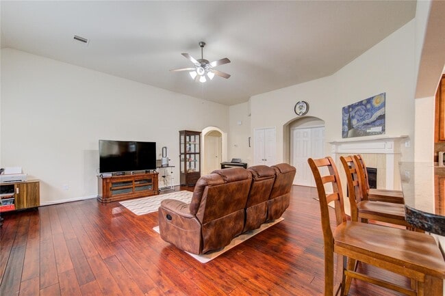 Building Photo - 3306 Windsor Ranch Ln