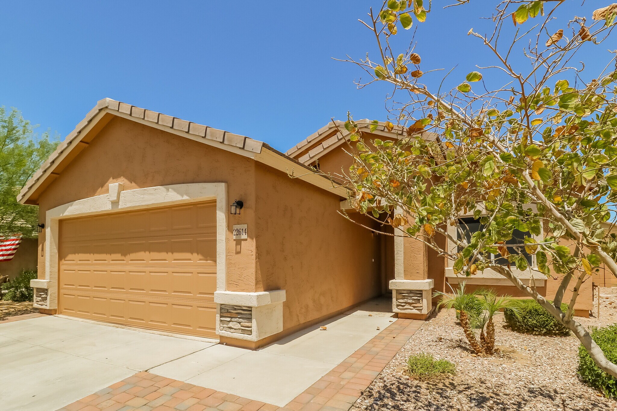 Building Photo - 22614 W Papago St