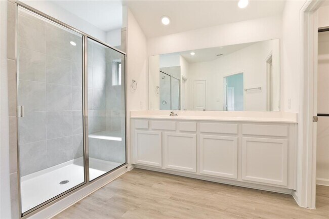 Building Photo - 2614 Chestnut Oak Cir
