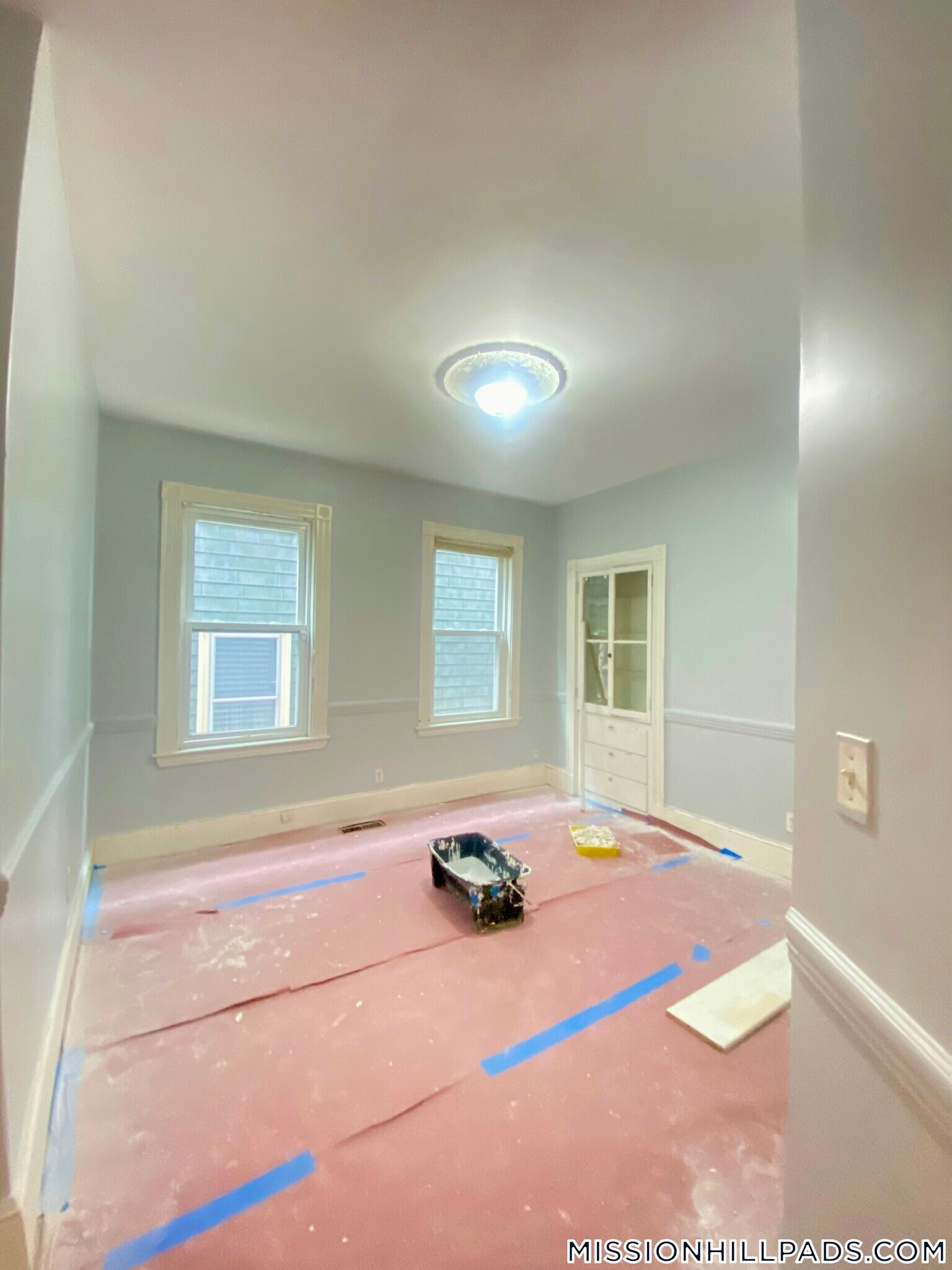 Building Photo - 10 Bucknam St