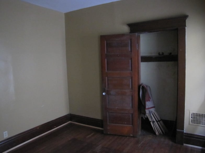 Bedroom - 49 N 20th St