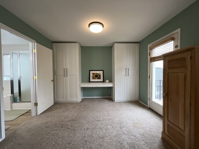 Building Photo - Elegant 5BR + Bonus Room Home with Bay Windows, Entertainment Room & Oversized Primary Retreat