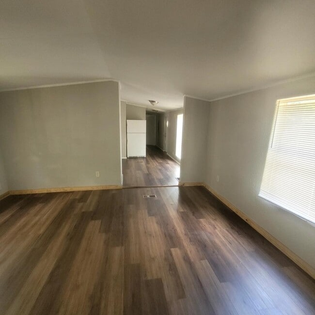 Building Photo - 950 Palmetto Ave