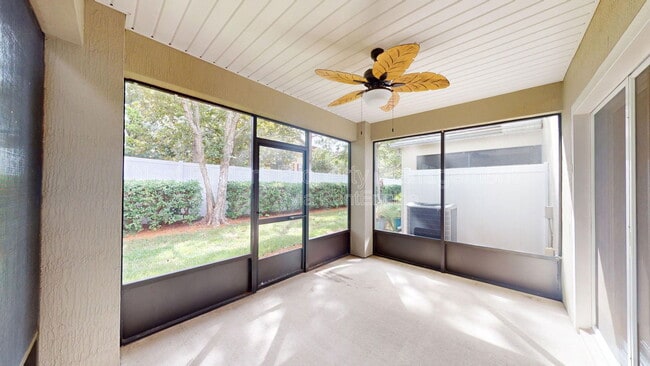 Building Photo - 13339 Solar Dr