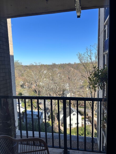 Building Photo - 4242 East West Hwy