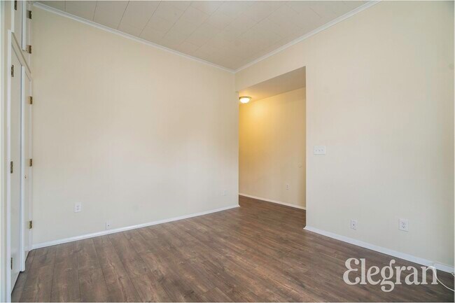 Building Photo - 71 Fowler Ave