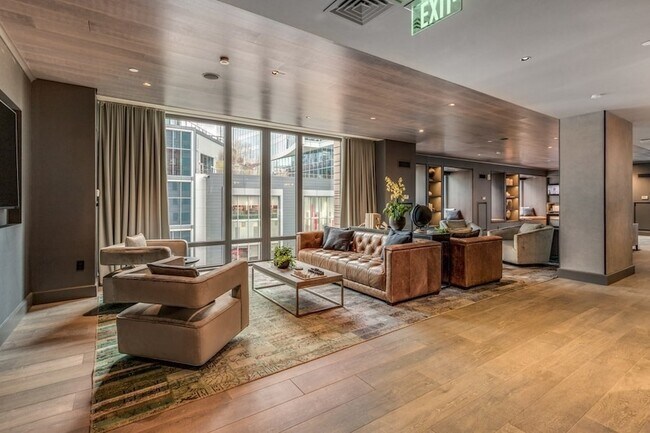 Building Photo - 1350 Boylston St