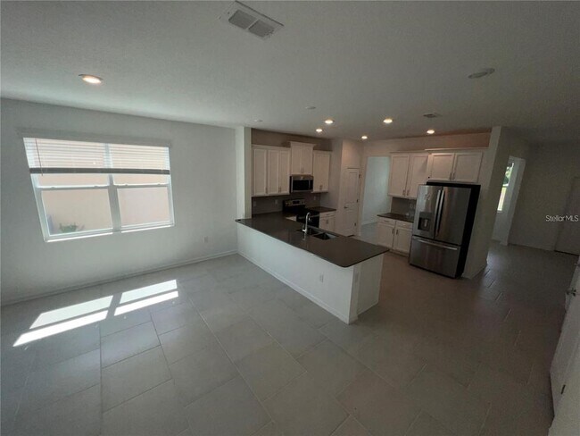 Building Photo - 6348 Sprucepine Ln