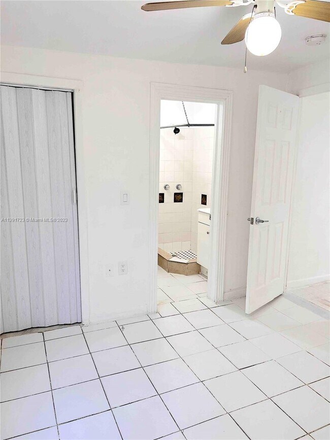 Building Photo - 3101 NW 28th St