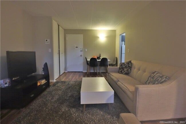 Building Photo - 27 Northill St