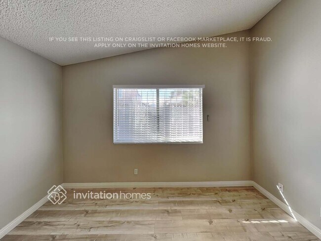 Building Photo - 4041 Hazelridge Dr