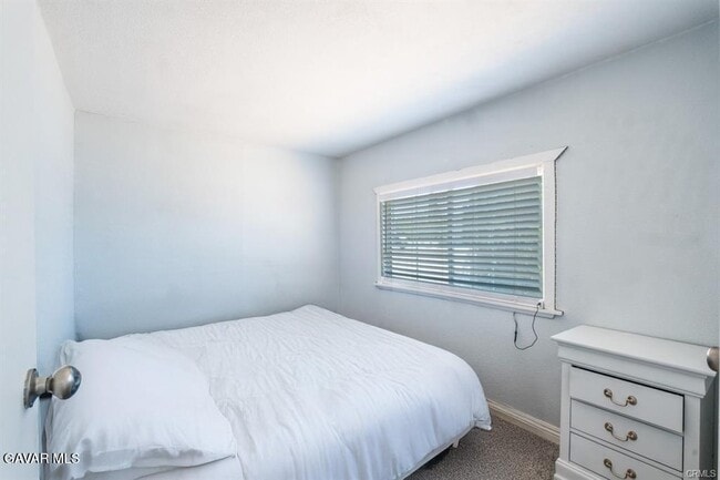 Building Photo - 2725 Desert St