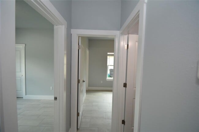 Building Photo - 28 Slumberland Path