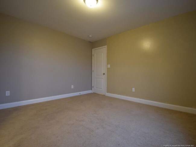 Building Photo - 929 Pecan Grove Loop