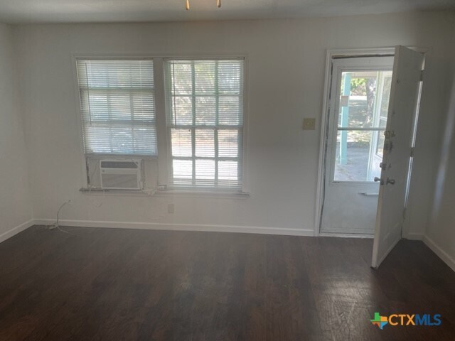 Building Photo - 2701 Stetson Ave