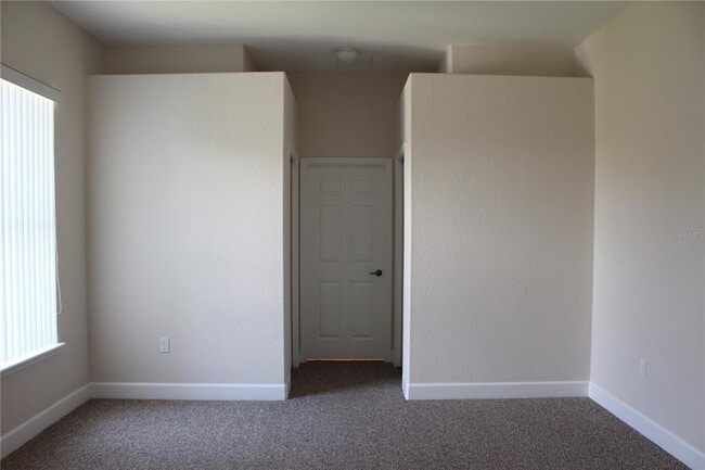 Building Photo - 4406 Mandolin Blvd