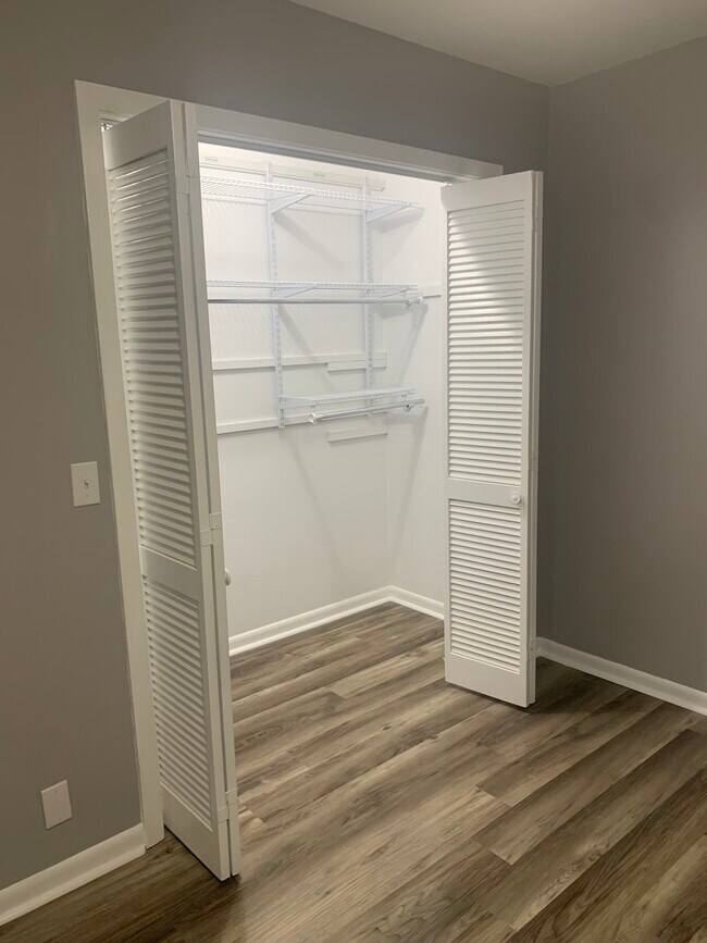 Master Closet - 1256 Lee Stokes Rd