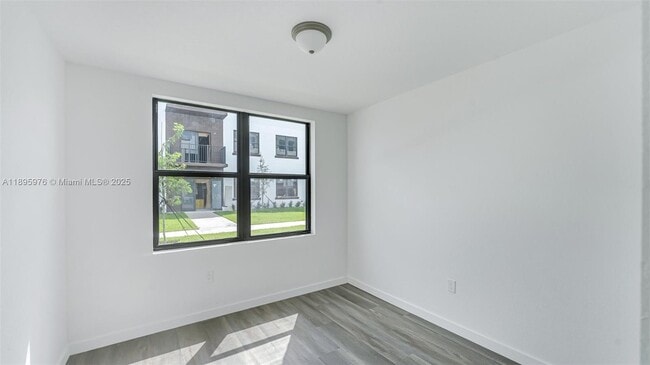 Building Photo - 13370 SW 251st Terrace