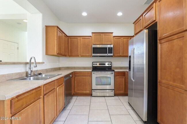 Building Photo - 2429 N 83rd Dr