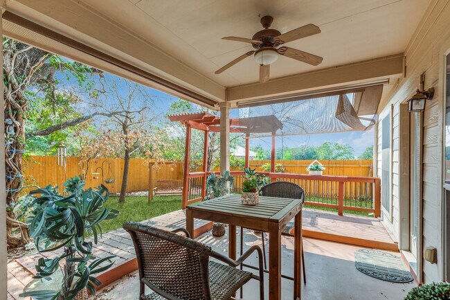 Building Photo - 5502 Waldon Walk