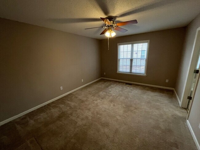 Building Photo - Terrific 3BD, 2BA Home in Prime Location Near Downtown Durham, Southpoint Mall, and RTP