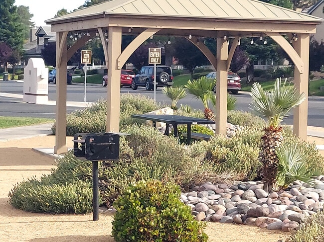 Building Photo - 14069 Driftwood Dr