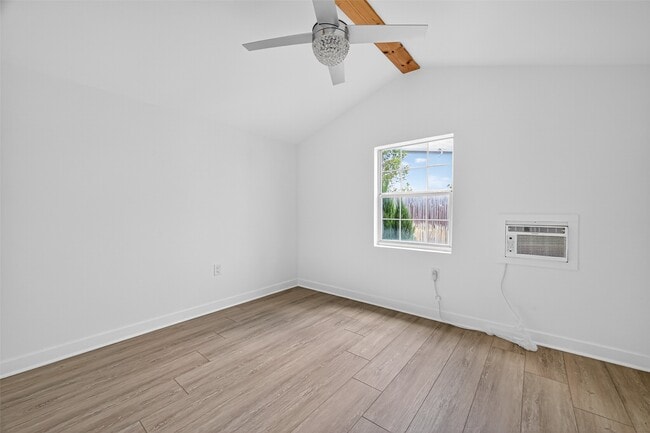 Building Photo - 6654 Stonefort Ct