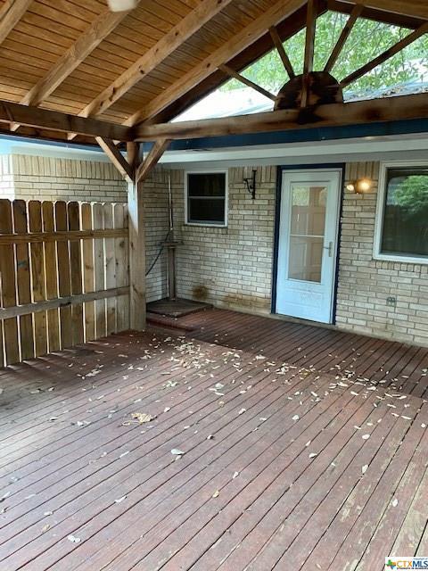 Building Photo - 102 Brentwood Dr