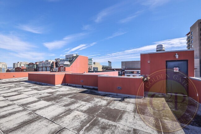 Building Photo - South Beach - 1 BR, 2 BA Loft 873 Sq. Ft. - 3D Virtual Tour, Parking, Block from Giants Stadium