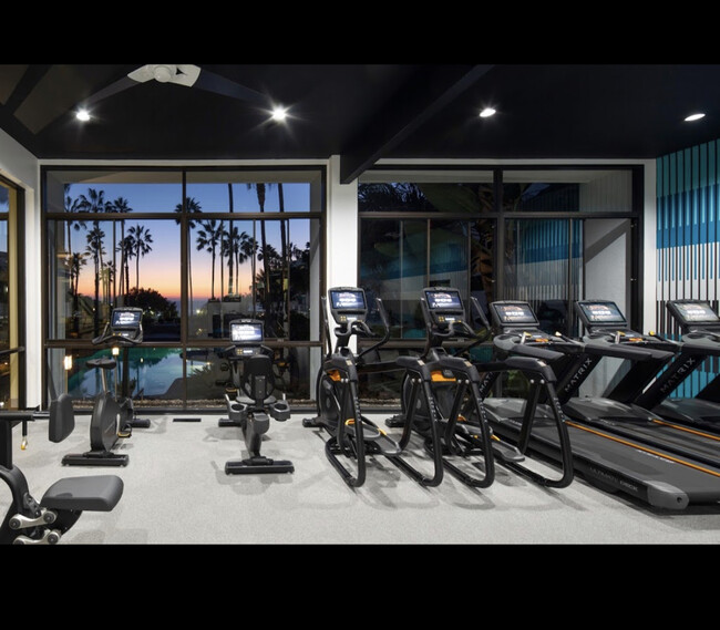 Fitness Center - 650 The Village