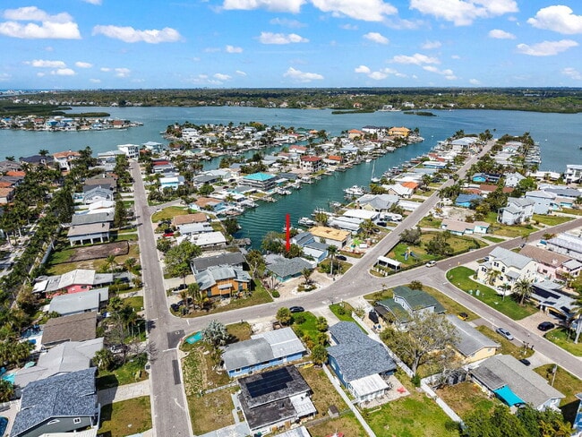 Building Photo - 200 176th Terrace E