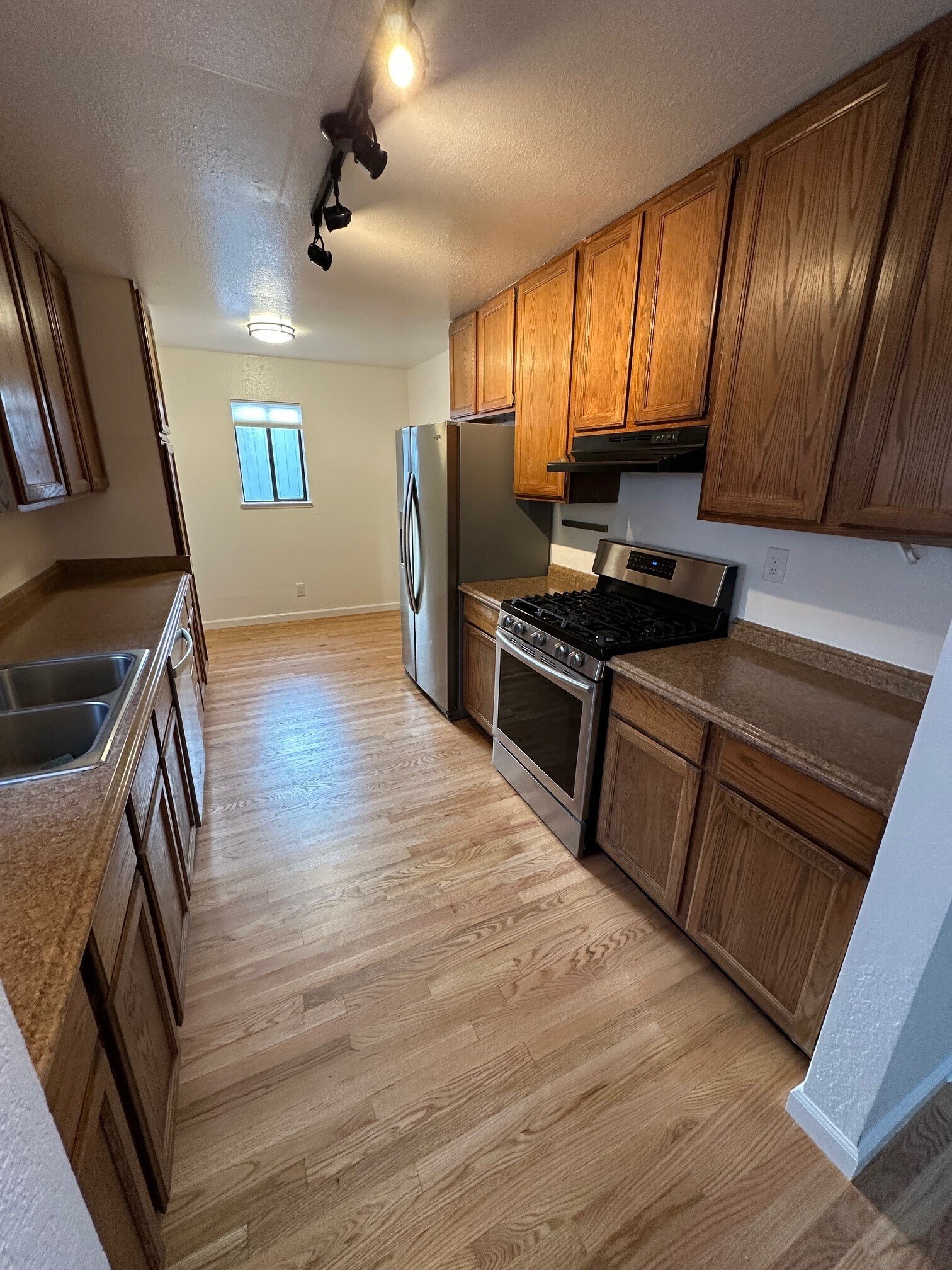 Building Photo - 19297 Mountain Meadow N