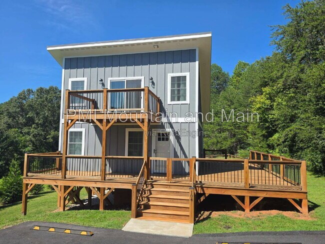 Building Photo - 104 Perennial Gardens