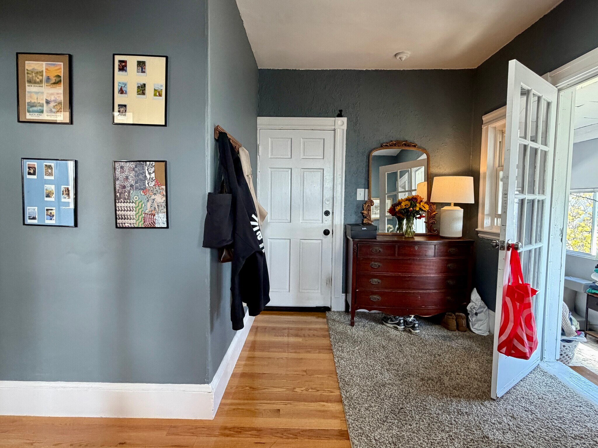 Building Photo - 407 Charles St