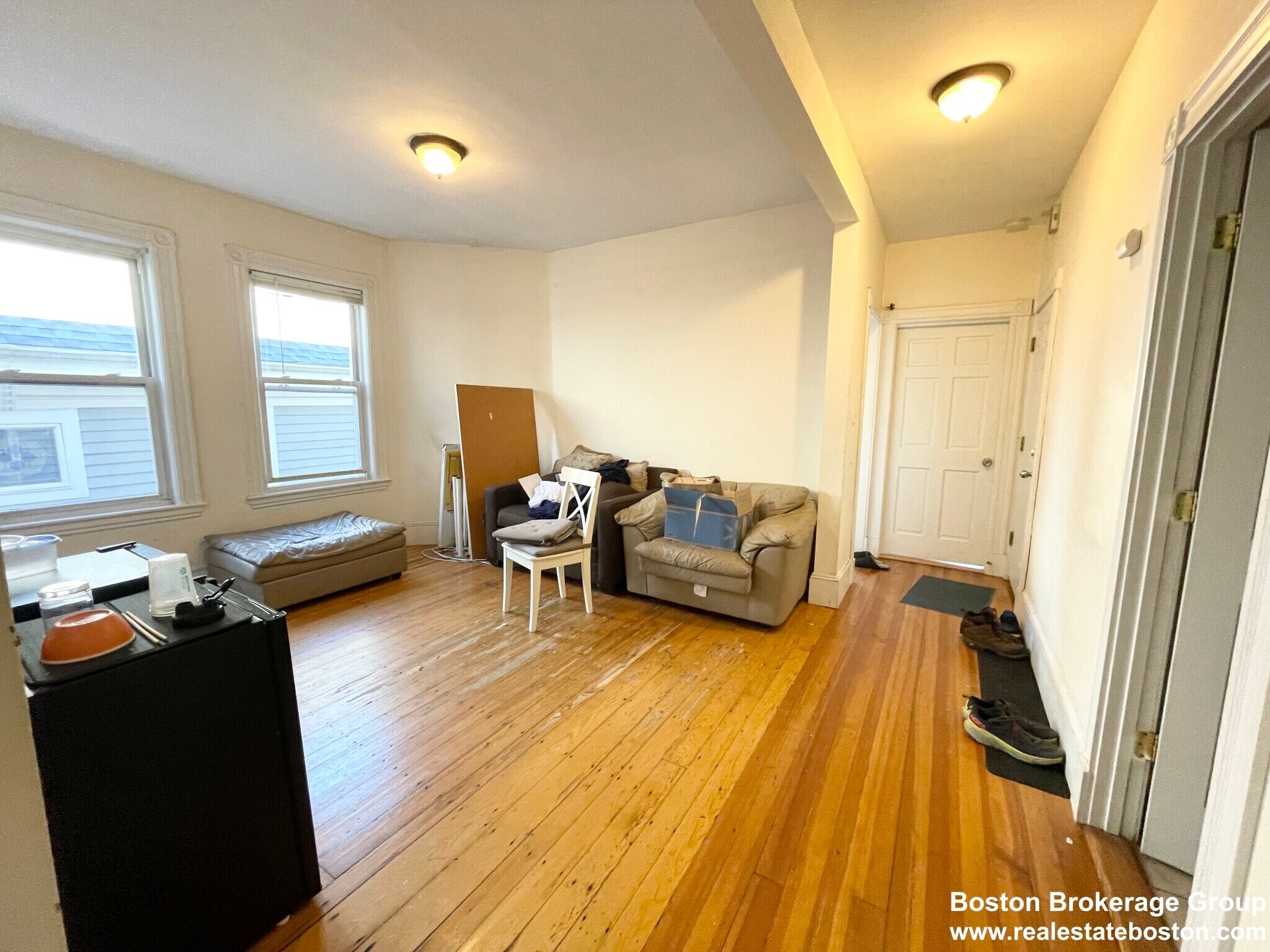Building Photo - 17 Sachem St
