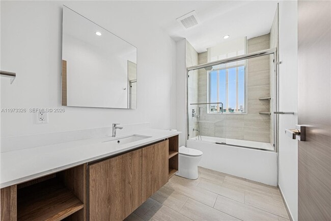 Building Photo - 10281 W Bay Harbor Dr