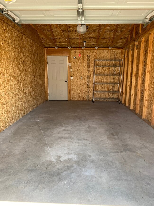Building Photo - 171 Talon Way