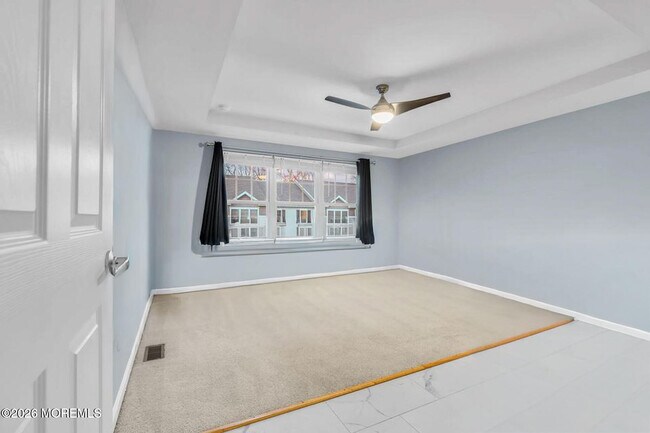 Building Photo - 52 Rockingham Way