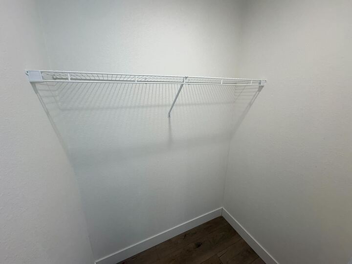 Building Photo - 2060 N Center St